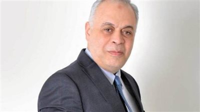 أشرف زكي يتقدم بمذكرة لرئيس مجلس النواب 