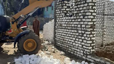 محافظ أسيوط: حملات مكثفة لإزالة التعديات على الأراضي الزراعية في 4 مراكز