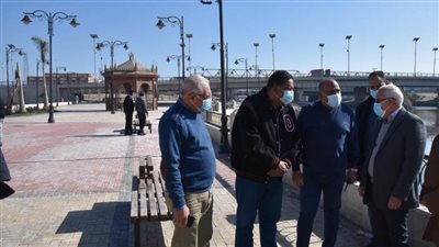 جولة تفقدية لمحافظ بورسعيد على الكورنيش الجديد على قناة الاتصال