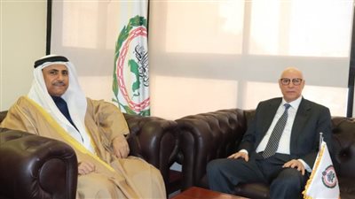 رئيس البرلمان العربي يستقبل خطابي 