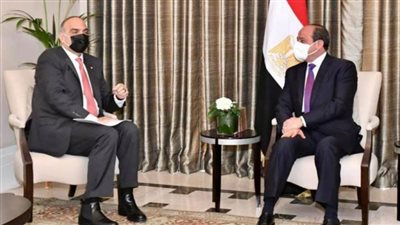 موجز الرابعة...الرئيس السيسي يستقبل الخصاونة خلال زيارته الرسمية للأردن