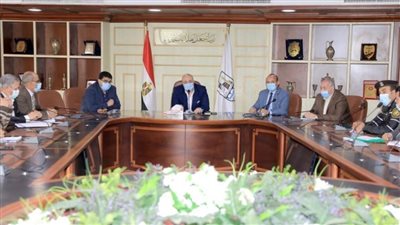   تحويل 8 محطات للعمل بالغاز الطبيعي ببنى سويف 