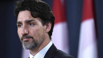 رئيس الوزراء الكندي يعد بمواصلة العمل مع بايدن بشأن مشروع خط أنابيب نقل البترول