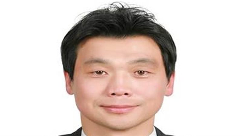 السفير هونج جين