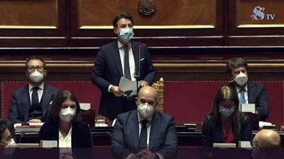 رئيس الوزراء الإيطالي يفوز في مجلس الشيوخ لكنه يخسر الأغلبية المطلقة 