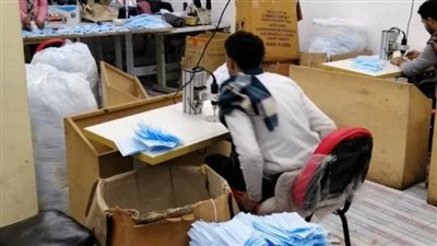 ضبط مصنع كمامات غير مرخص بالمنصورة