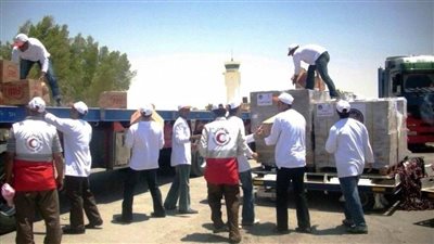 الهلال الأحمر المصري يوزع المساعدات على نحو 3000 أسرة محتاجة  