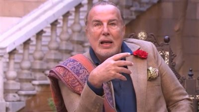 آخر أمراء المماليك في مصر يحكي قصة بناء قصر الذهب.. 