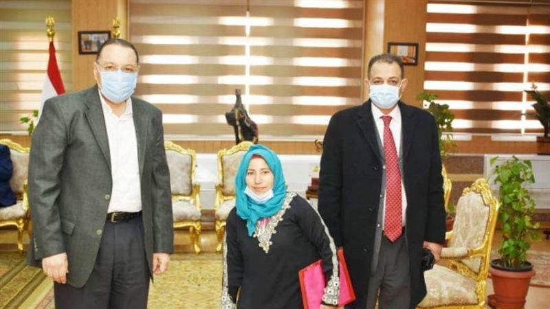 محافظ الشرقية يستقبل