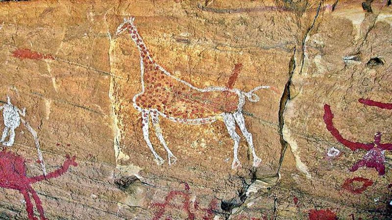 رسوم صخرية لمناطق