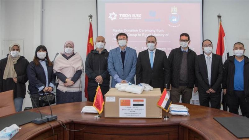 خلال تسليم الكمامات