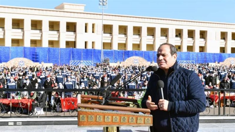 الرئيس السيسي يلقي