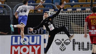 الاتحاد الروسي يهزم مقدونيا وينتزع صدارة مجموعة مصر مؤقتا