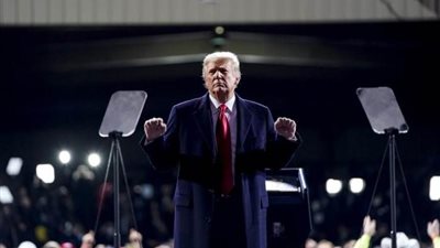 زعيم الأغلبية: إرسال مادة مساءلة ترامب إلى مجلس الشيوخ الاثنين المقبل