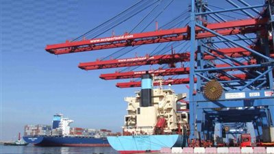 تفريغ 6 آلاف طن رخام وشحن 5 آلاف طن صودا بموانئ بورسعيد