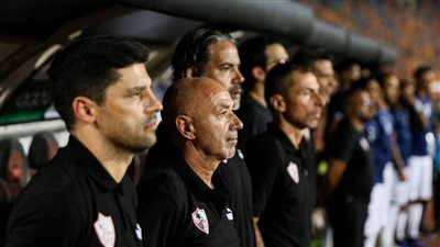 قطار الزمالك يتعطل أمام أسوان..ويهدي الصدارة للأهلي