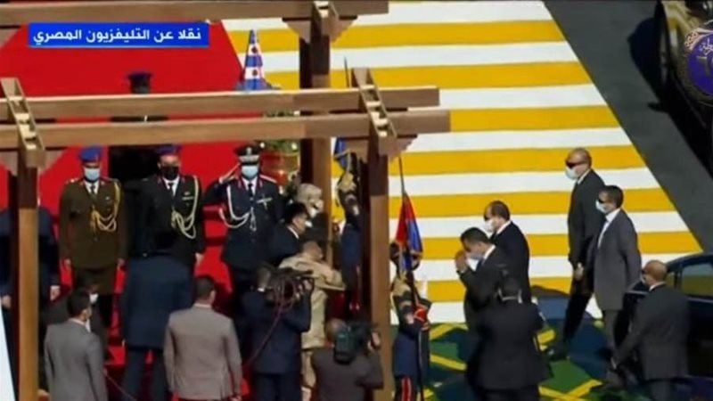 لحظة وصول الرئيس