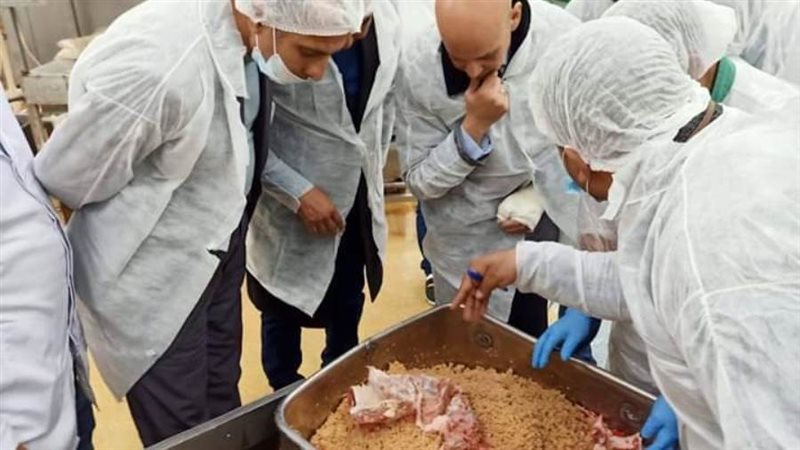 ضبط الأغذية الفاسدة