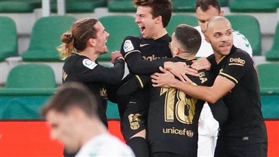 برشلونة يفوز على إلتشي بهدفين نظيفين في الدوري الإسباني