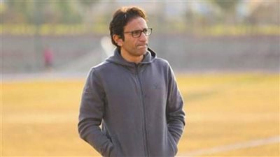 أحمد سامي يبدأ دراسة مباريات الإسماعيلي قبل مواجهته فى الدوري