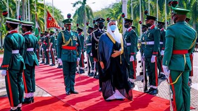 سفير السعودية لدى نيجيريا يقدم أوراق اعتماده للرئيس 