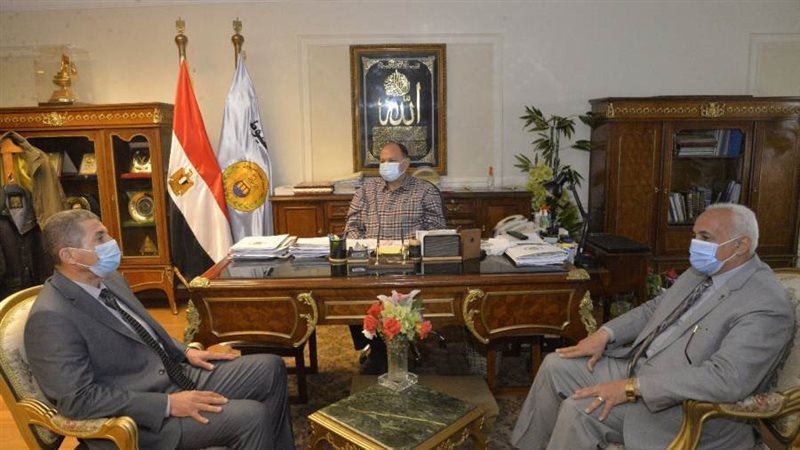 محافظ أسيوط يكلف