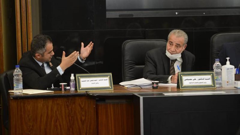 وزير التموين والنائب