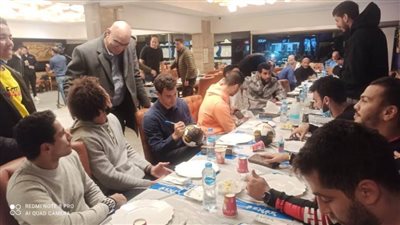 عزومة سمك وجمبري لمنتخب اليد