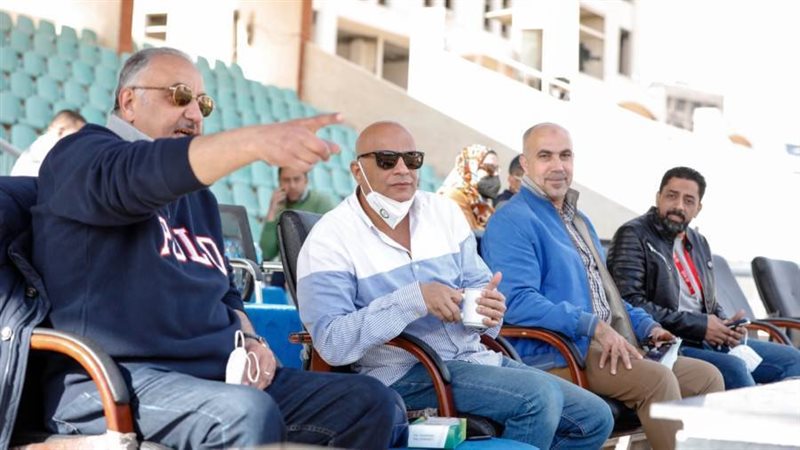 اجتماع رئيس البنك