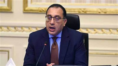 رئيس الوزراء يستعرض دراسة بشأن الحفاظ على المياه غير المتجددة