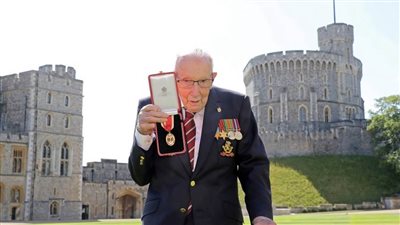 نقل جامع التبرعات البريطاني الشهير للمستشفى إثر إصابته بكورونا