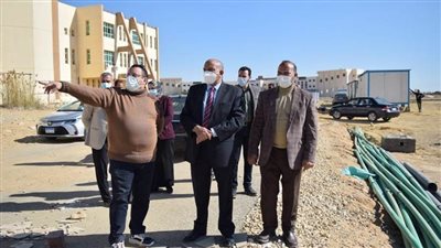 رئيس جامعة بني سويف يتفقد الأعمال الإنشائية بالجامعة الأهلية 