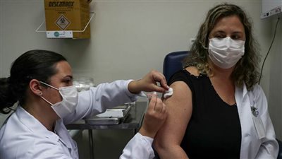 باكستان تستلم الدفعة الأولى من لقاح 