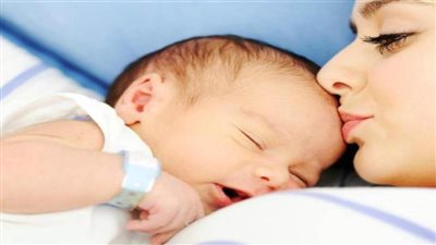 دراسة: معاناة الأم من الاكتئاب يجعل أولادها عرضة للأفكار الانتحارية بمرحلة المراهقة