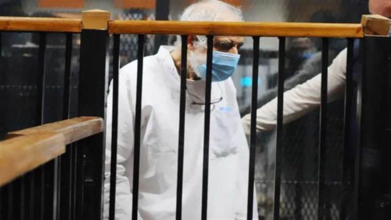 محاكمة محمود عزت