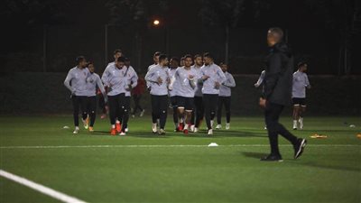 الفيفا يعلن حكم مباراة الأهلي والدحيل في مونديال الأندية