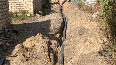 بدء أعمال الإحلال والتجديد لخطوط المياه بقرية 