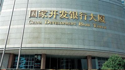 تقرير بريطاني: أنجولا قد تضطر لإعادة هيكلة ديونها خلال 2021