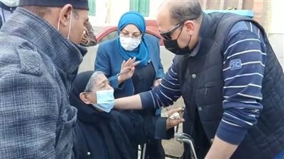 جيهان عبد المنعم تعيد أما طردها ابنها من شقتها