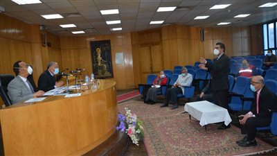 نائب محافظ المنيا يتابع أداء منظومة المتغيرات المكانية في رصد مخالفات البناء