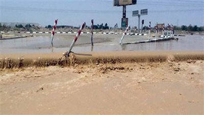 إغلاق 3 محاور رئيسية في طابا والسخنة ومجموعات إنقاذ على كافة الطرق