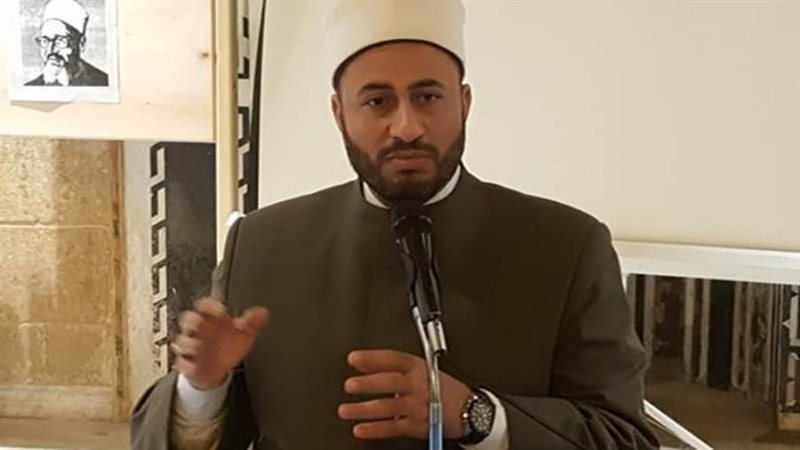 الدكتور محمود الهواري