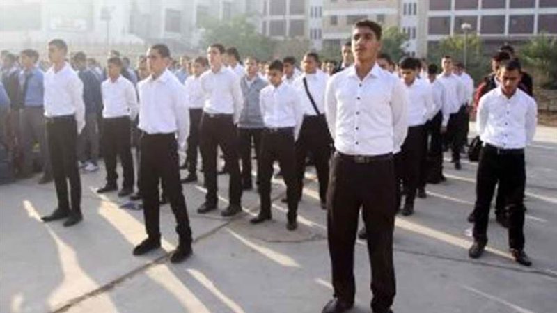 أول دفعة من مدرسة