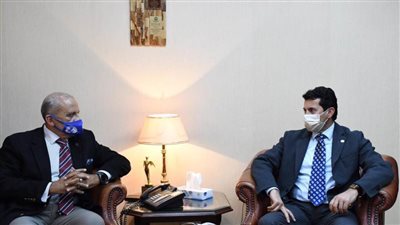 وزير الرياضة يناقش مع رئيس اتحاد الرجبي الاستعدادات للبطولة العربية 