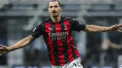 إبراهيموفيتش يدخل نادي الـ500 على مستوى الأندية