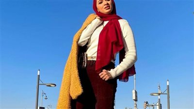 البنطلون القطيفة موضة شتاء 2021.. أفكار جريئة لارتدائه