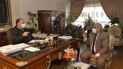 محافظ أسيوط يناقش إنشاءات 140 مدرسة بتكلفة 452 مليون جنيه