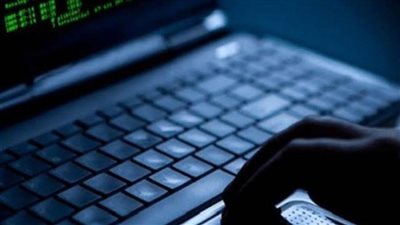 مصدر أمني: أقسام الشرطة تستقبل بلاغات الإنترنت وتخاطب الجهات المختصة بالداخلية 