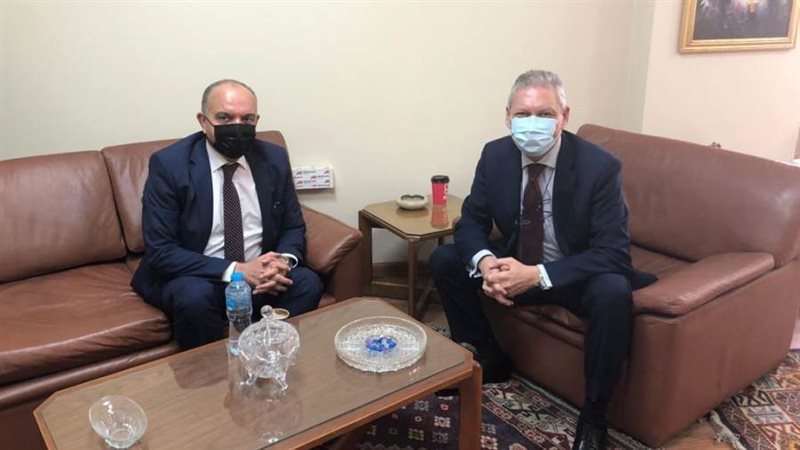 السفير الاردني مع