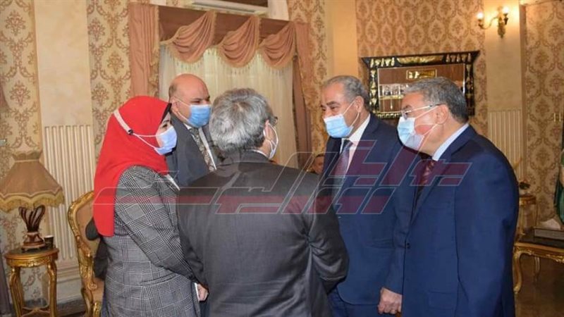 وزير التموين ومحافظ